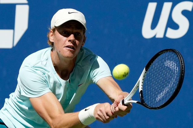 身着节日盛 身着节日盛